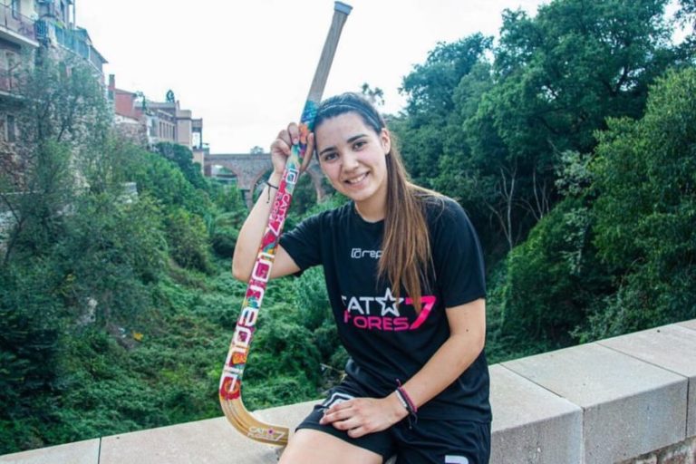 catalina_flores_deportista_hockey_patin