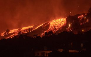 fuego-lava-destruyen-vida-palma-islas-canarias-Colegio-Online